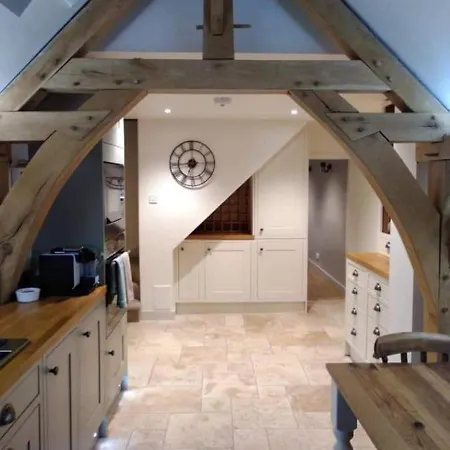 Kingsgate Cottage Winchester Exterior photo